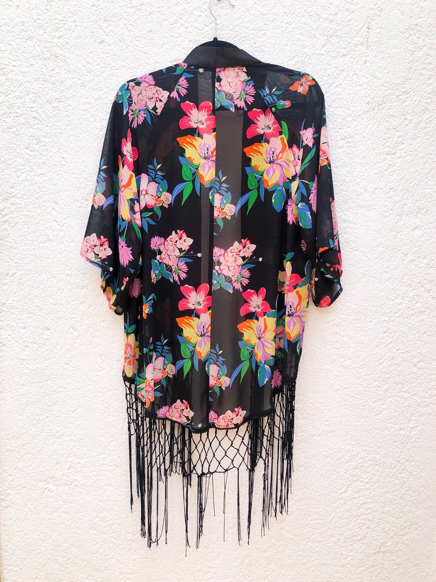 mariorimacouzet's tweet photo. Conoce mi clóset! >>>> prityprity @GoTrendiermx #moda #segundamando #ropa #trendierapp #compraenlinea #compraropa #bebe #zapatos #kimono #primavera #colores #vestidos #blazer #fashion #outfit #shopping https://t.co/i7ofloUOdk
