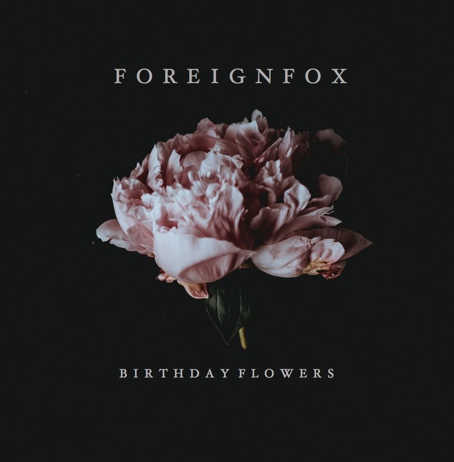 JohnOxley777's tweet photo. Open @Spotify And discover this brilliant ( New Single
βBirthday Flowersβ
By the fantastic #FOREIGNFOX @foreignFOXX )
Post - Apocalyptic Alternative With a Side of Folk!
https://t.co/lmSF6CIxwo https://t.co/enHzqg73BM