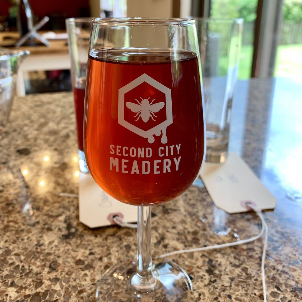SecondCityMead's tweet photo. Blending up some fresh mead with some that’s been sitting in a whiskey barrel. #mead #chicagomead #secondcitymeadery https://t.co/BjtvzwUcBM