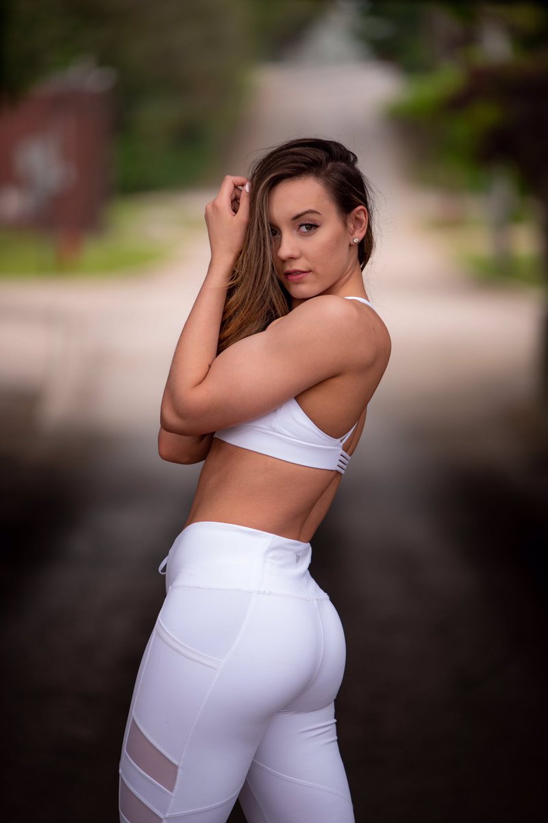 cap_cle's tweet image. Straight FIRE today with @Allieschillero 🔥🔥🔥 #CapCLE