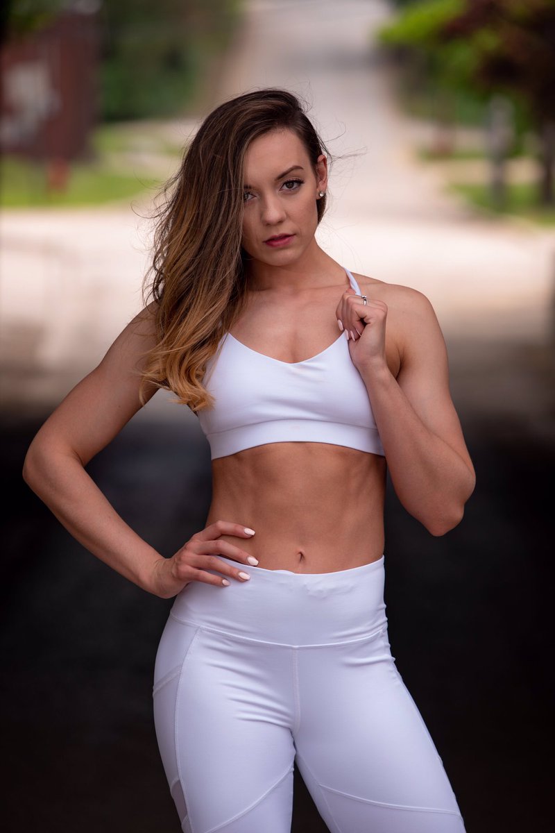 cap_cle's tweet image. Straight FIRE today with @Allieschillero 🔥🔥🔥 #CapCLE