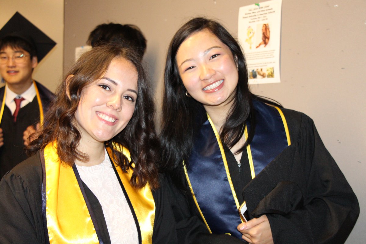 BerkeleyCDSS's tweet image. Congratulations to our inaugural class of #DataScience undergraduates! We&apos;re livestreaming online -- join us to hear @Microsoft U.S. President @KateJohnson_MS providing her first-ever commencement address, now: bit.ly/CalDataSci19li… #CalDataSci19 #GoBears