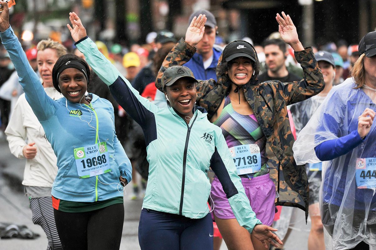 IBXRun10's tweet photo. Who else is still reliving the magic of #BCBSR19 two weeks later? โจ https://t.co/dw99H5ew9U
