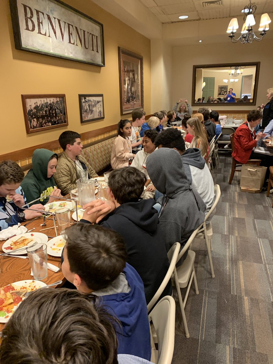 CMSPanthers's tweet photo. Enjoying a delicious dinner before our first monument stops. #CMSinDC https://t.co/3SiOWMzDnD