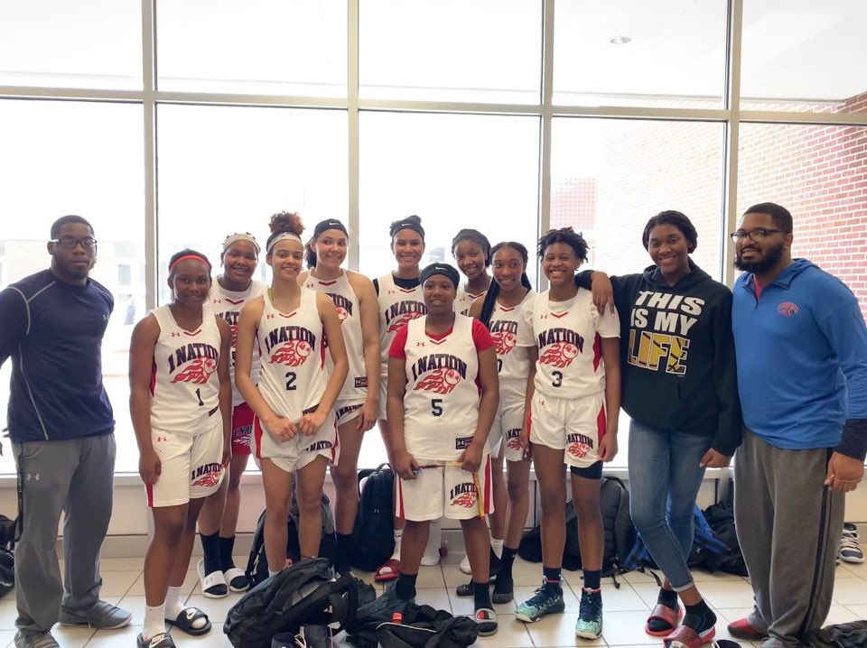 1NationEliteGBB's tweet photo. 15U UAA 5-0 at LBI Michigan May Madness! Good job ladies! https://t.co/WV97YllmI8