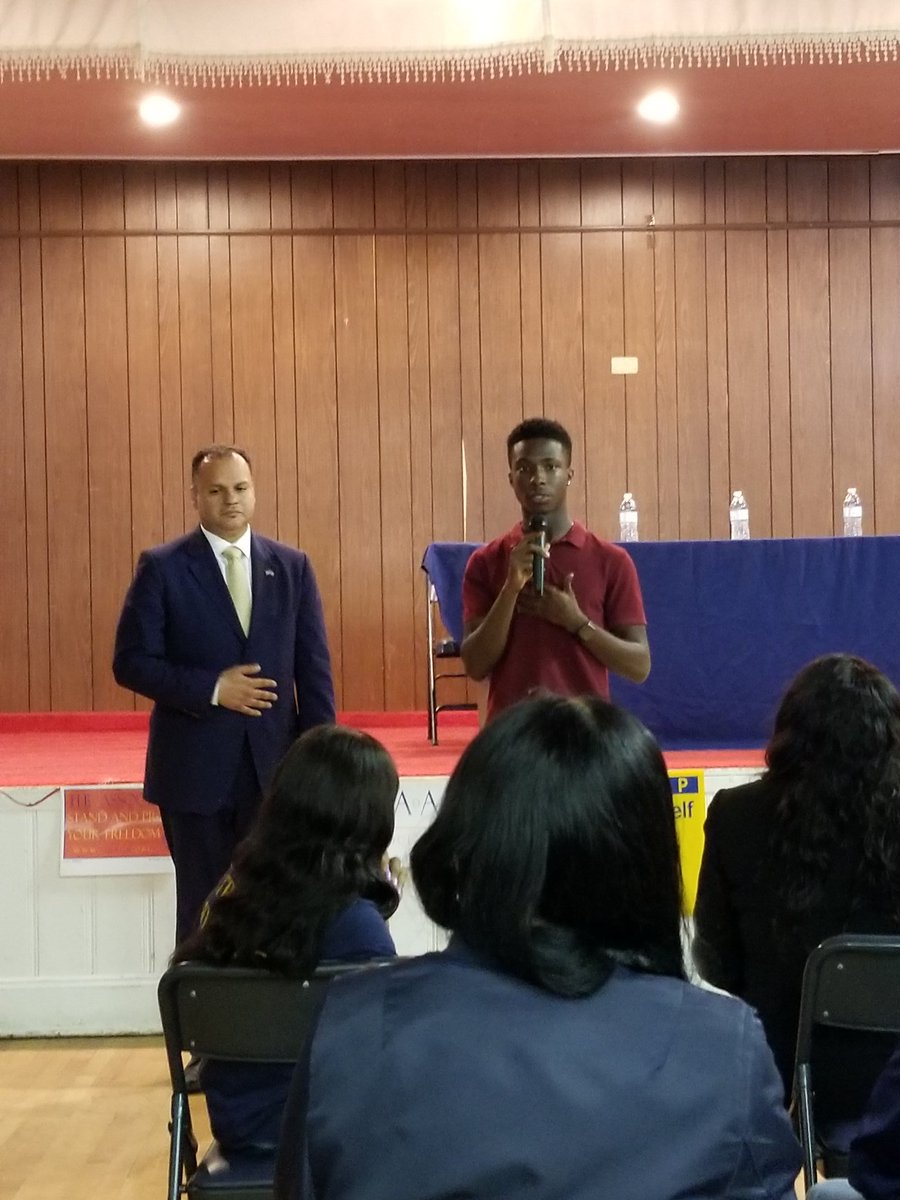 CarlenGateau's tweet photo. My nephew Darrien is doing it again @NAACPJamaicaYC Youth Entrepreneur Fair! So proud of him!Much success to the entrepreneurs! @JoseNievesForDA thanks for stopping by. https://t.co/IaDatdvV5T