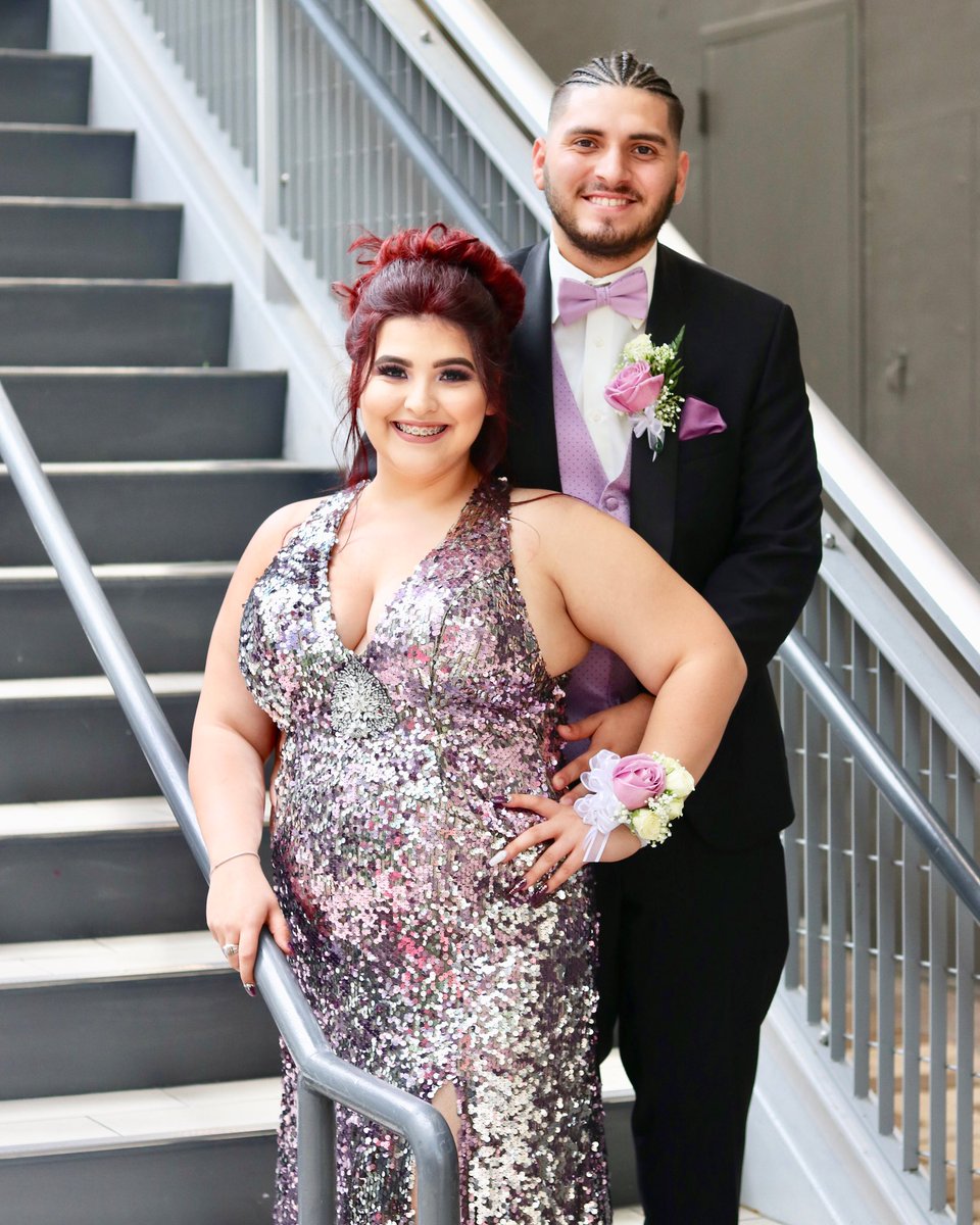 LoveyyEvyy's tweet photo. I loved taking these photos!#PromPhotoshoot https://t.co/rTGj7ajsr1