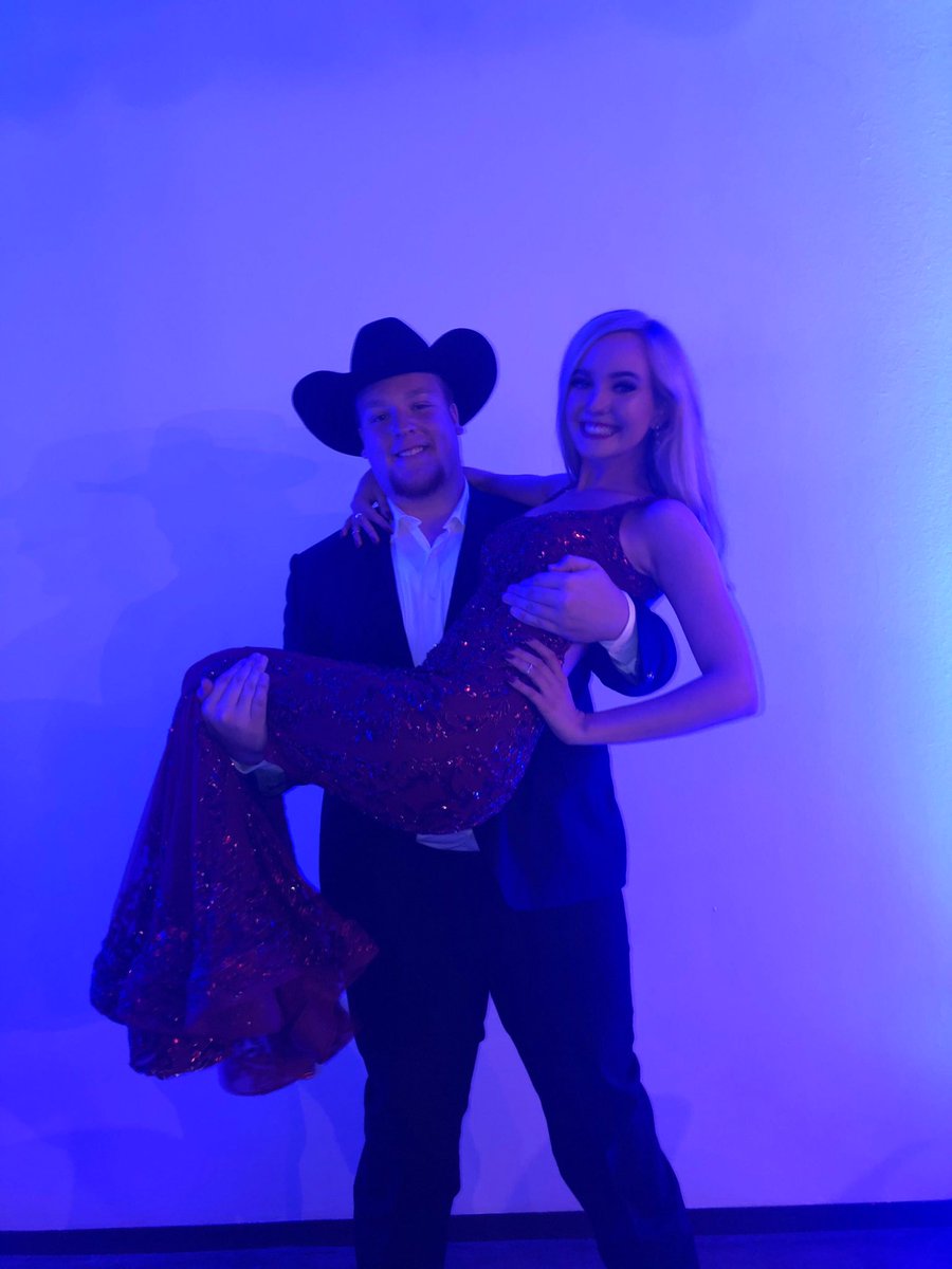 Tha_real_bfg's tweet photo. Prom was lit 🔥 https://t.co/sJeTtb2fBS