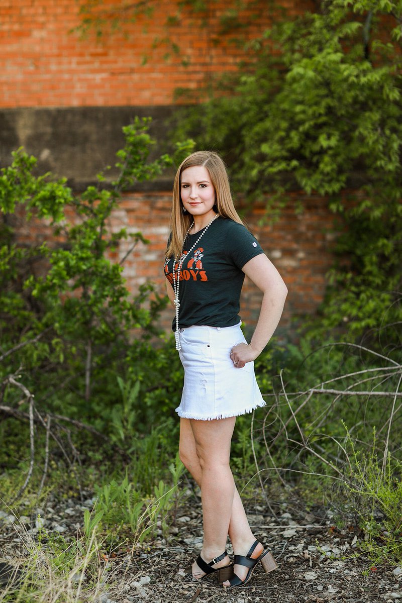 mikayla_doty's tweet photo. it’s seriously the last senior sunday! https://t.co/QjFPDPb33d