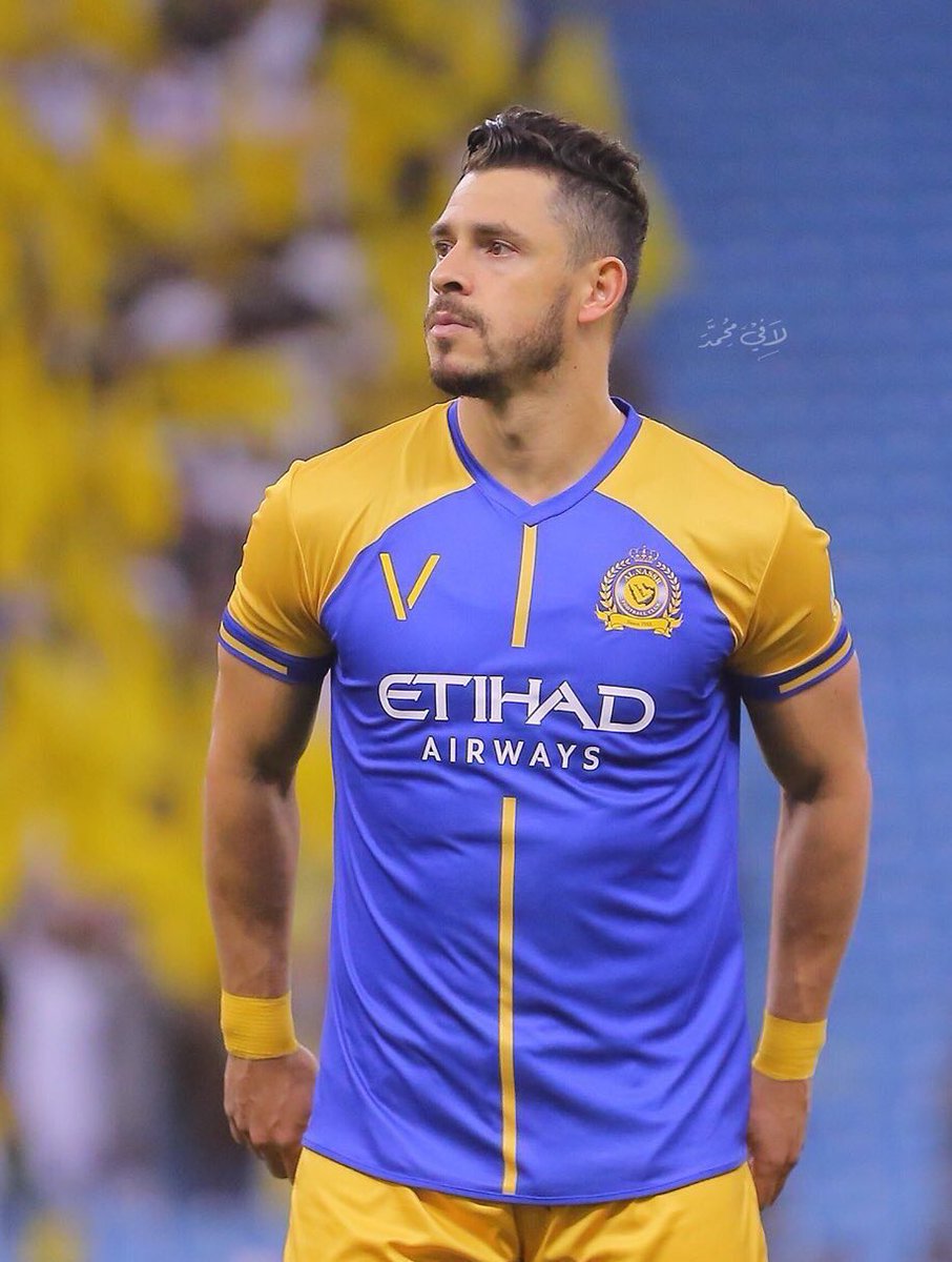 كم دفع النصر في صفقة لاعبه الجديد