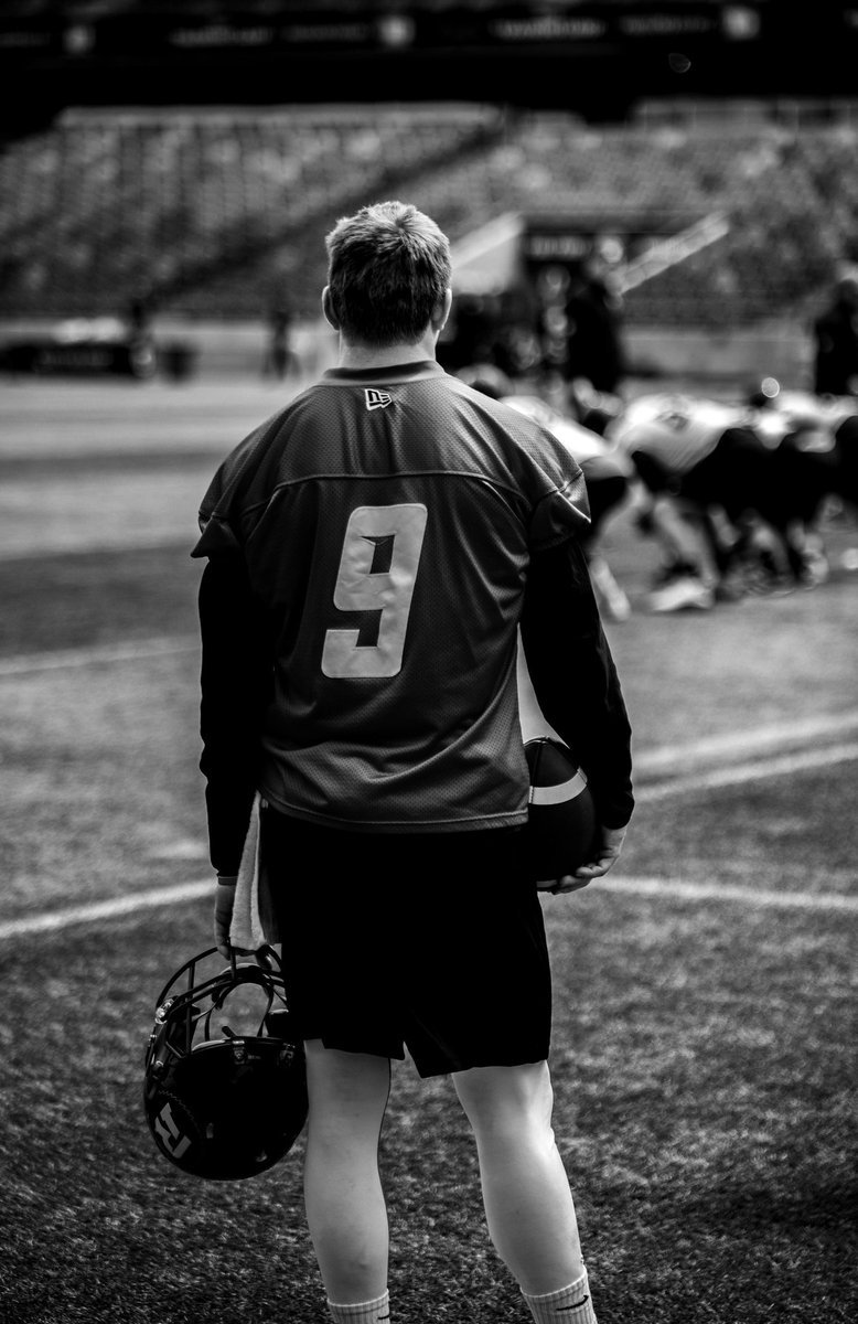 chrishofley's tweet photo. After 3 days of rookie camp, QB Bailey Wasdal got his first taste of main camp on Day 1 today. @Bwasdal04, out of @stfxuniversity, is with the #REDBLACKS as part of the CFL Canadian Quarterback Internship Program.

#RNation #Ottawa @StFXAthletics https://t.co/503WZtjXXi
