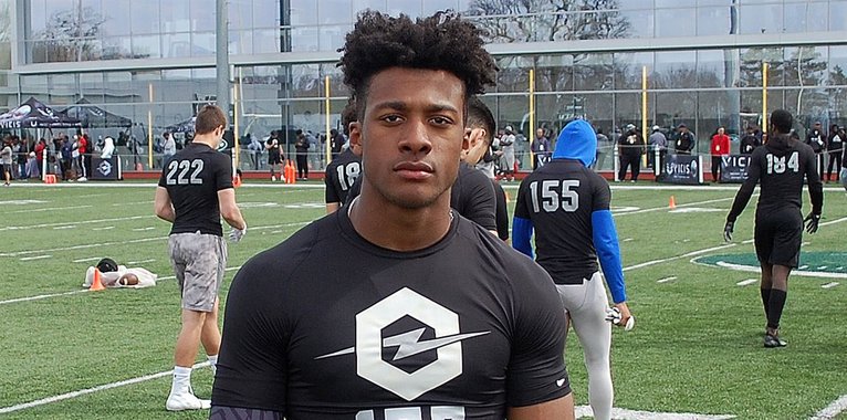 Lions247's tweet photo. Four-star New Jersey standout RJ Moten 'beyond excited' about Penn State offer (VIP)
https://t.co/AszldisQOJ https://t.co/djY4LebVFZ