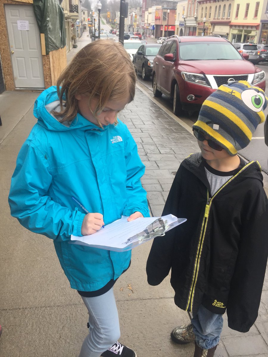 VerkMcDougall's tweet photo. Thanks again to Amy from the #StMarysMuseum for all the awesome visits this year! #finaltrip #lastweek learning about our communities history!! #rainorshine https://t.co/sfKTou6sOV