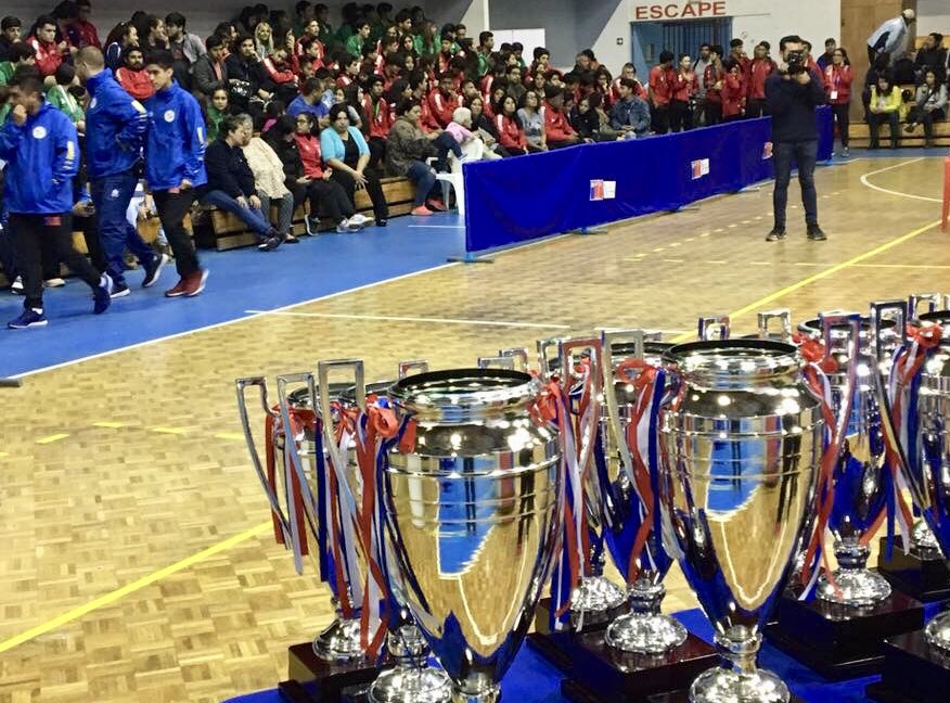RubenBerriosC's tweet photo. 🏆🥇🥈🥉En Ceremonia de Premiación #Judejut2019 junto a @felipeperez_3 Seremi @MindepTarapaca, @AlcaldeFerreira de @MAHOSPICIO, Rafael Castro Director @INDChileOficial de #Tarapaca
‼️FELICITACIONES👏🏻👏🏻👏🏻 a Todos los Campeones🥋🏓🤸🏼♀️
Casa del Deportista #Iquique @IquiqueDeTodos https://t.co/6gMj3Gj94C