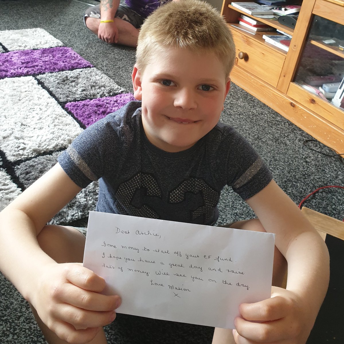 s_cystic's tweet photo. Safe to say that Archie was really chuffed to receive his 1st donation this week with a special note for him on his envelope. 💜💜💜

#1stdonation #donations #fundraising #df508 #cysticfibrosis #cfsiblings #cystersandfibros #sussex #sussexfamilies https://t.co/hrX5uAdOXV