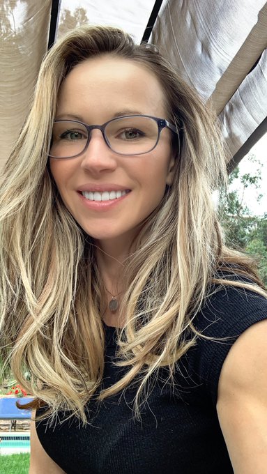 Blueblocker glasses from JINS https://t.co/q2xXMcERtb