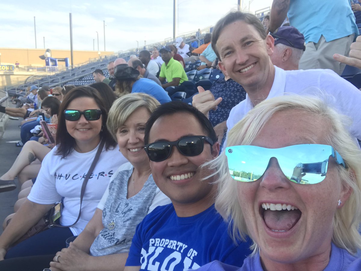 FRIENDS night #Shellfie <a href="/BiloxiShuckers/">Biloxi Shuckers</a>