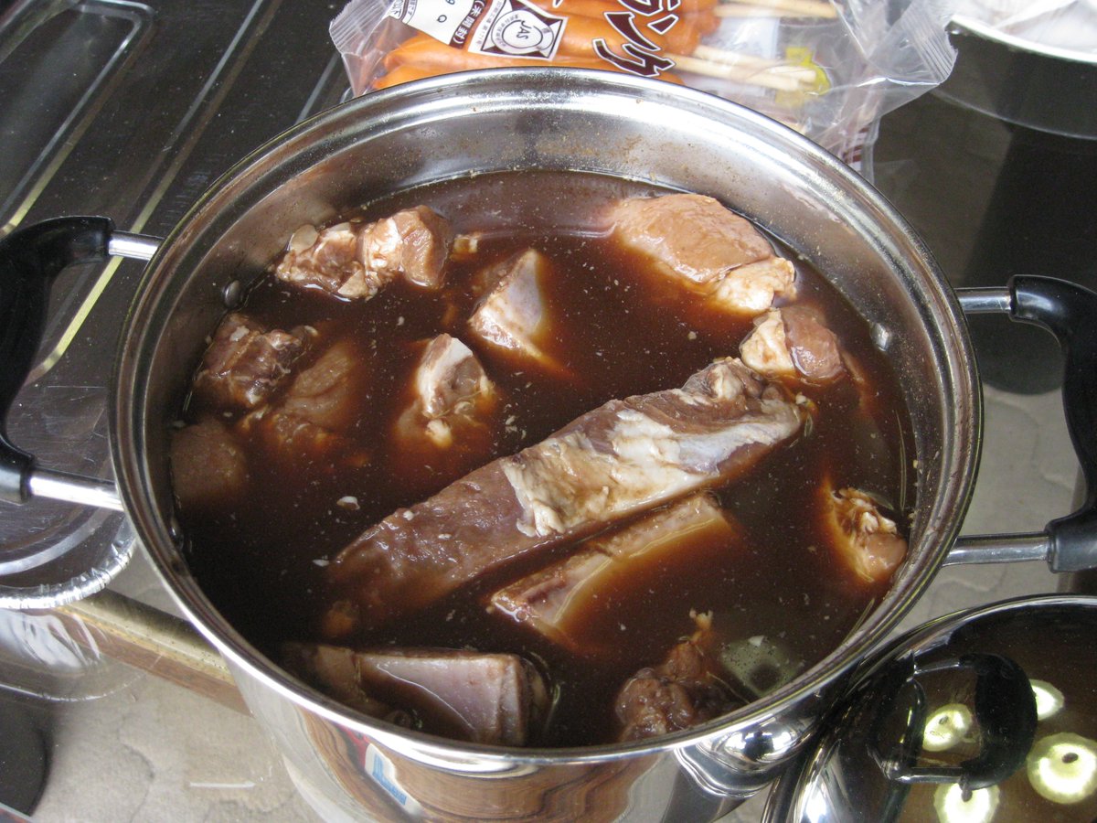 あらきやすのぶ たるいちょう 休日に寝て過ごすのはもったいない bbq 庭でbbqをしました 焼肉とは違いますよ 安い肉に手間をかけじっくり焼くのがbbq 本日の肉料理は ビア缶チキン 鶏の丸焼き 前日から下味を漬けたスペアリブポーク 前日に あらきやすのぶ たるいちょう 休日に寝て過ごすのはもったいない bbq 庭でbbqをしました 焼肉とは違いますよ 安い肉に手間をかけじっくり焼くのがbbq 本日の肉料理は ビア缶チキン 鶏の丸焼き 前日から下味を漬けたスペアリブポーク 前日に