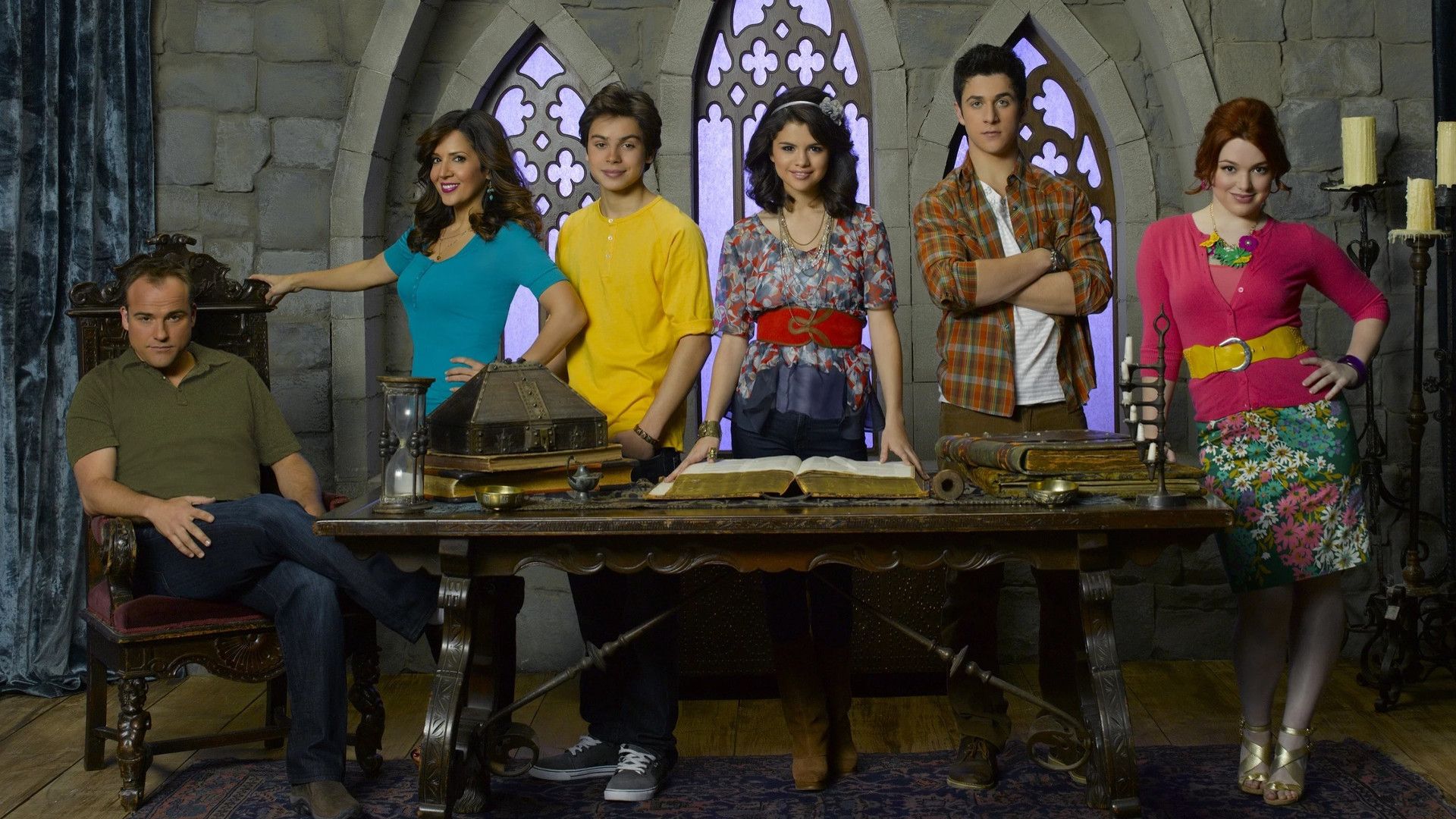 DAILY CELEBZ on Twitter: "RT for Wizards of Waverly Place LIKE for Vic...