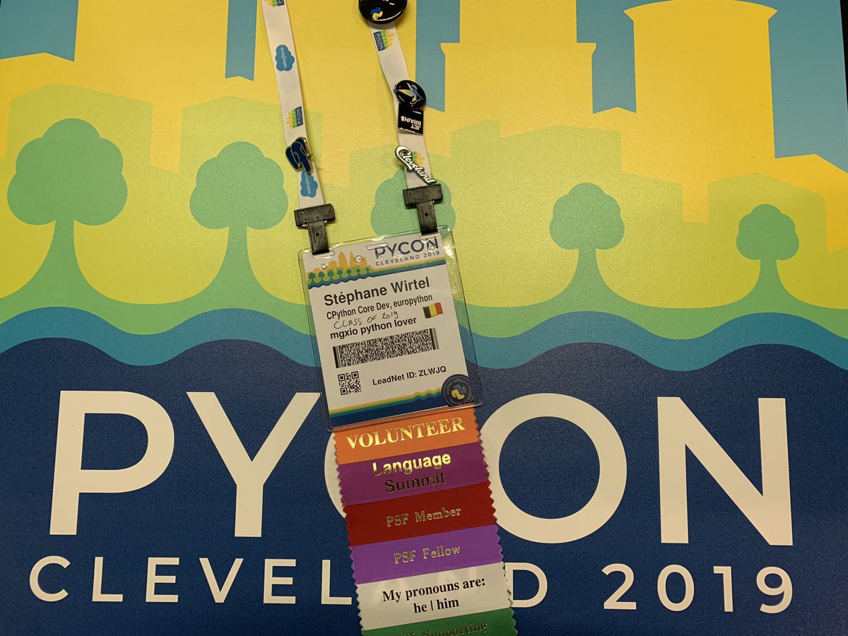 matrixise's tweet image. I wanted to share this picture with you! I am so happy 😁🥳🤪I am the first Belgian 🇧🇪🍟 #CPython 🐍 core developer ;-) 🍾🥂🍾🥂I love #python. Thank you 🙏 merci beaucoup, grazie, dank u, efcharisto poly