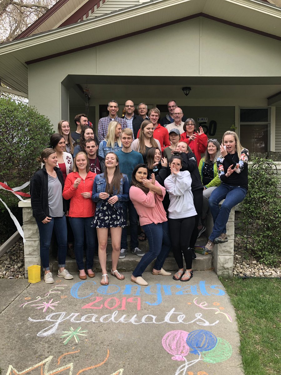 BiologyNwc's tweet photo. Congrats 2019 NWC Biology grads! https://t.co/bStS5yTBg1
