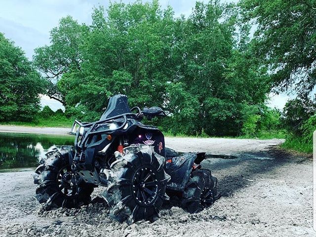 msawheels's tweet photo. Picturesque - this is why we ride!
Who's with me? ______________________________________________
📸 @Can_am_Strong #MSAWheels #MSA #M20 #Kore @CanAM #CanAM #Renegade #mudding #mudlife #MudReady #GoFast #DirtLife #Offroad #4x4 #Quadlife #ATV #4wheeler #Quad #ATVLife https://t.co/z3vHadq9bp
