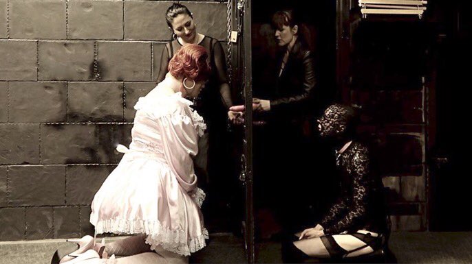 Clarissa_Shares's tweet photo. NEW CLIP in my C4S store ID:111348 Mistress Clarissa & Miss Kitty Bliss’s Glory Hole Girls : https://t.co/wkfNidV6bK Such good girls on their knees sucking for our amusement #SissySlutTraining #GloryHole #FemDomClip #SissyClip https://t.co/WWElbJfmED