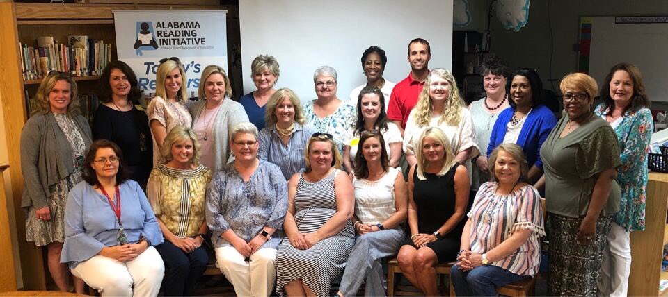 kimberlyhargett's tweet image. So thankful to have been given the opportunity to facilitate ARI Coaching Communities w/@wburns_reading! The knowledge and experience I gained working collaboratively w/her &amp;amp; these fabulous @Alabama_Reading specialists has been priceless! #whenyouknowbetterdobetter #4everalearner