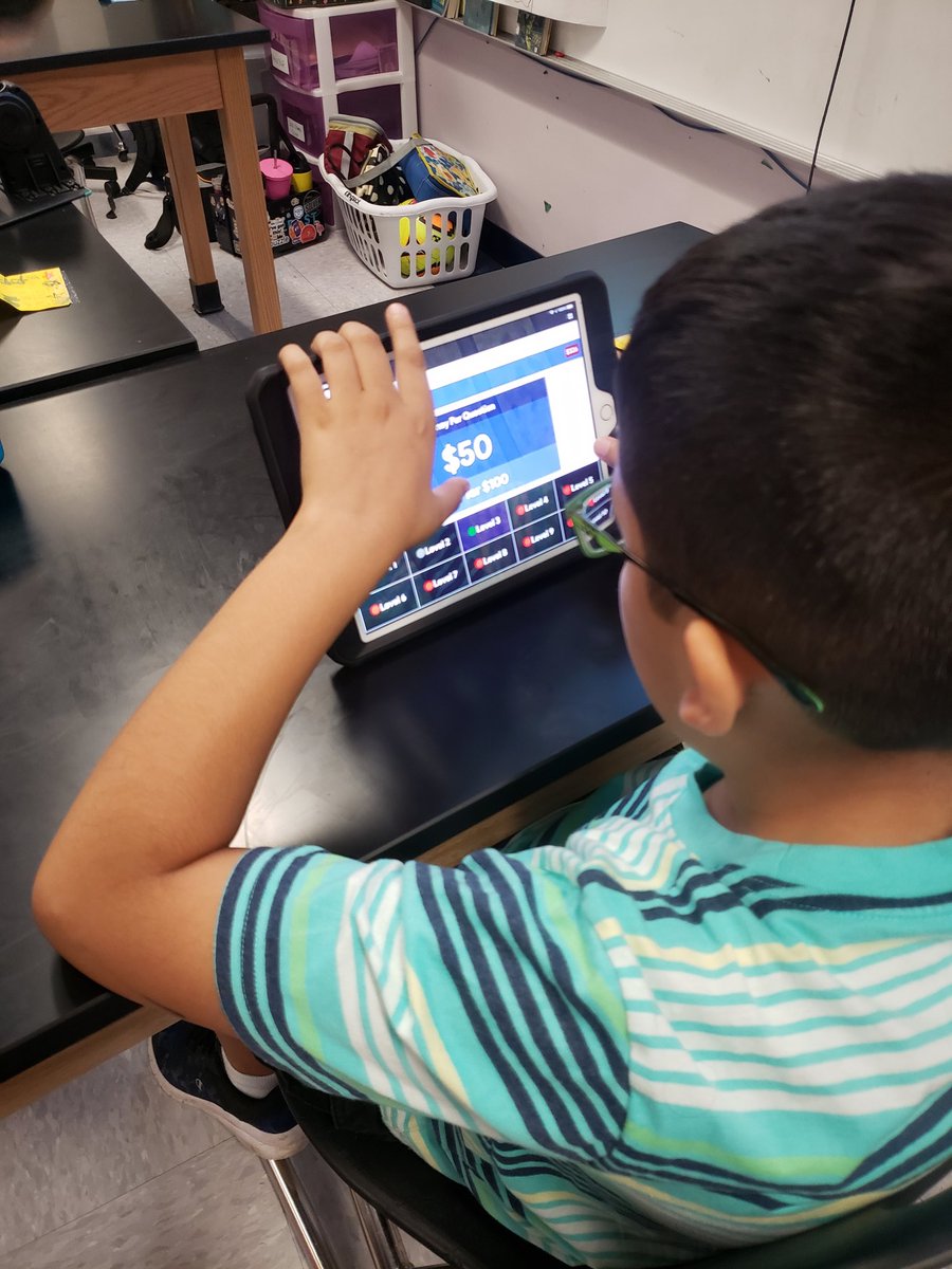 KlingsickRoos's tweet photo. We tried out @gimkit today and had an absolute blast!! Such a fun and exhilarating tool for gamification! @QueenLaTeachaMZ #ZunsickSTEAM #KyleESRocks https://t.co/ZDCTHV44a4