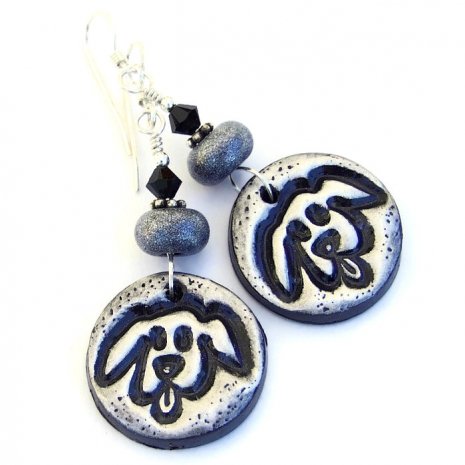 ShadowDogDesign's tweet photo. New! Sweet Silver, Gray &amp; Black #Puppy #Dog Face #Earrings - Perfect for the #DogLover https://t.co/FVrdkYlakA  via @ShadowDogDesign #DogRescue #Handmade #DogEarrings https://t.co/iFKskK3G11