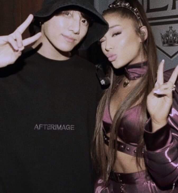 WEPURPLEBTS7's tweet photo. IT HAPPENED !!!
#BTSOnE #BTSLoveYorselfinBKK #ArianaGrande #MetGala https://t.co/FAXSe1qqDe