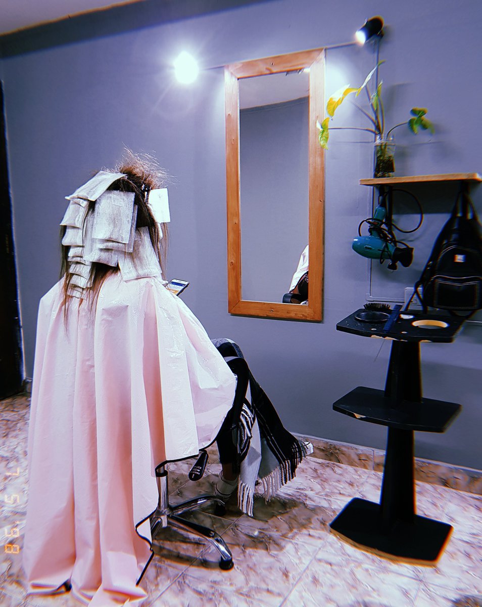 CamiloDuranm's tweet photo. Ultimos turnos disponibles para mañana Miercoles en Arrecifes; a partir del jueves atendemos en Buenos Aires.

[En la foto] 👉 #BatidodeColor #MechasBatidas #MechasBalayage #Balayage #Mechas #Degrade #Iluminacion #MiCamarin https://t.co/HJvfoxH3qq