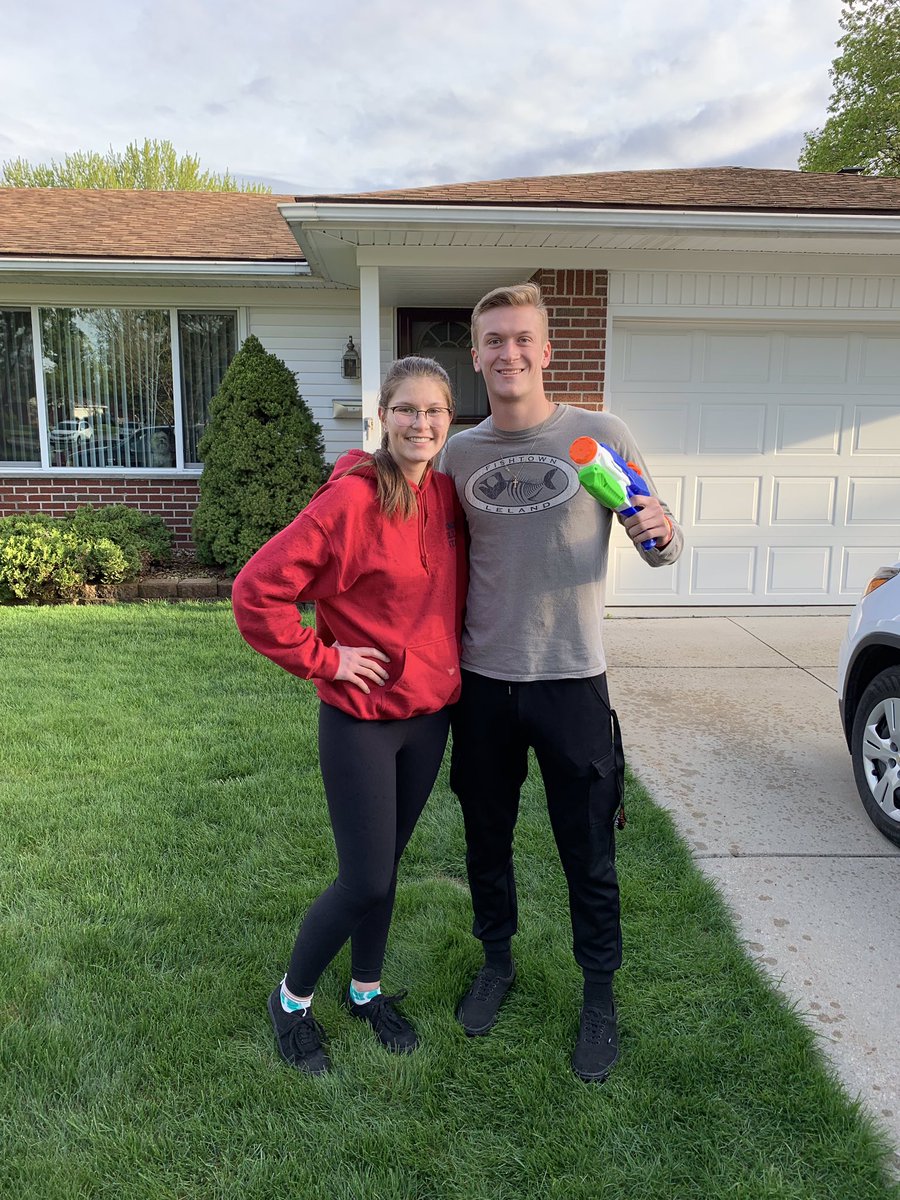CHSWATERWARS_19's tweet photo. Jake got jenna and Greff got Payton (Kanye wets 3-panty soakers 5) https://t.co/3YqCB8xkkJ