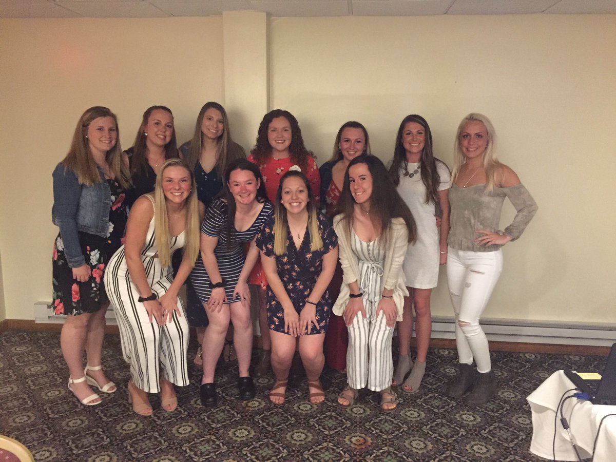 coach_magnant's tweet photo. Great night to end the 2019 year with this great group at the annual athletics awards night. #thanksforagreatseason🤘🏻#ladyseawolves🌊🥎 https://t.co/srxxWml8iZ