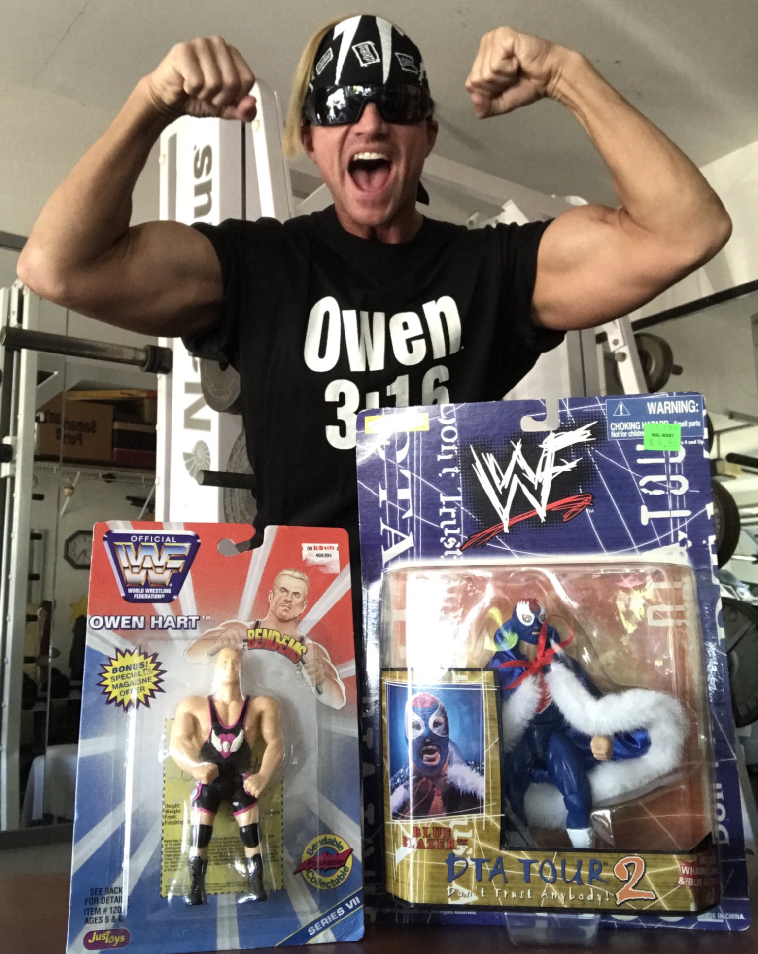 Happy Birthday to the late, great King of Hart s Owen Hart!!!    