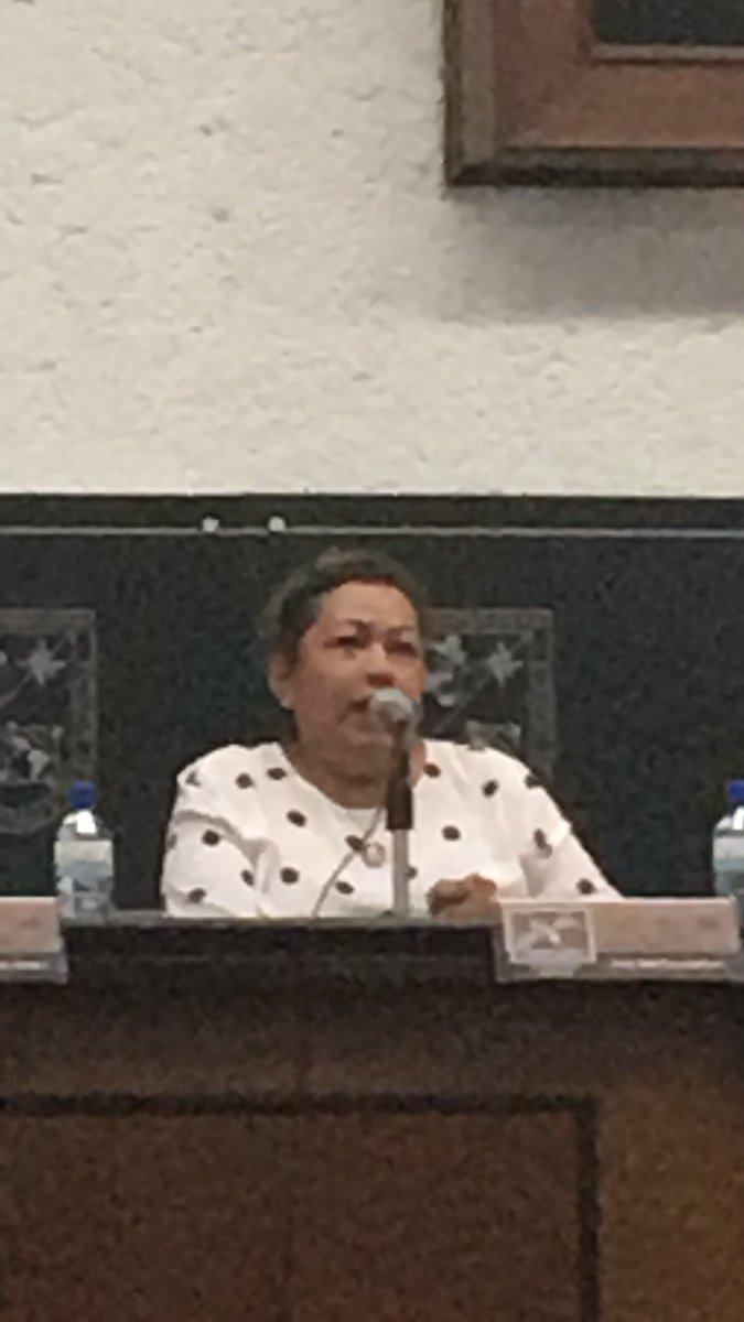 frasesfunestas's tweet photo. “Ellos no estan desaparecidos porque estan en nuestro corazon”, #EdithPerez de @Voz_Dignidadslp #DondeEstanMigrantesDesaparecidos #Queretaro de @17escobas https://t.co/RRUJma2w5y