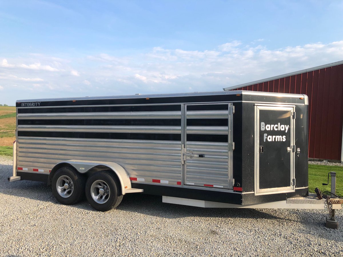 farmerbarclay's tweet photo. 2007 Livestock Trailer For Sale, Four Pens, Always Shedded, New Tires, Dm Me If Interested, $14500 https://t.co/ffcs5CB835