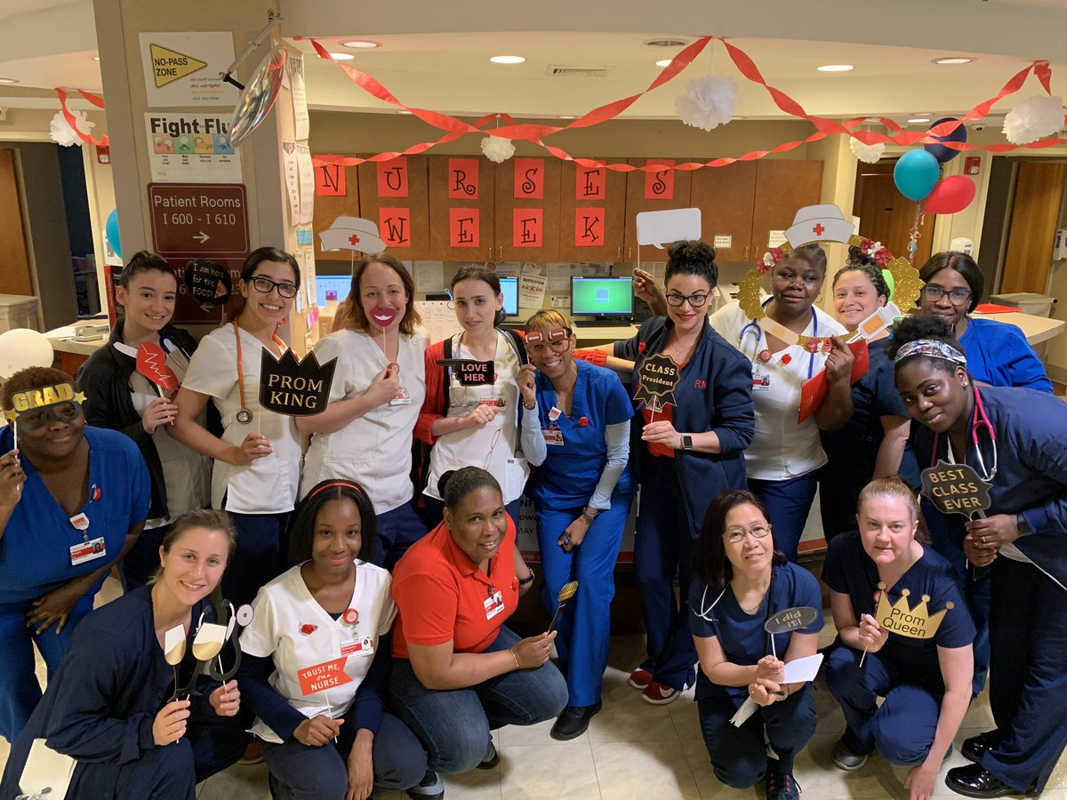 NypbmhI's tweet photo. A little more “GRAD Party” fun 🤓♥️🤪🎉📚 &amp; an early CONGRATS to RN Kristi DelaCruz winner of the Infill 6 Nurse Preceptor Award #Classof2019 #Infill6 #NYPSpiritDay #NYPBrooklyn #BigSmilesBigHearts #WeGotSpirit #NursesWeek2019 https://t.co/zZpO5qzeCo