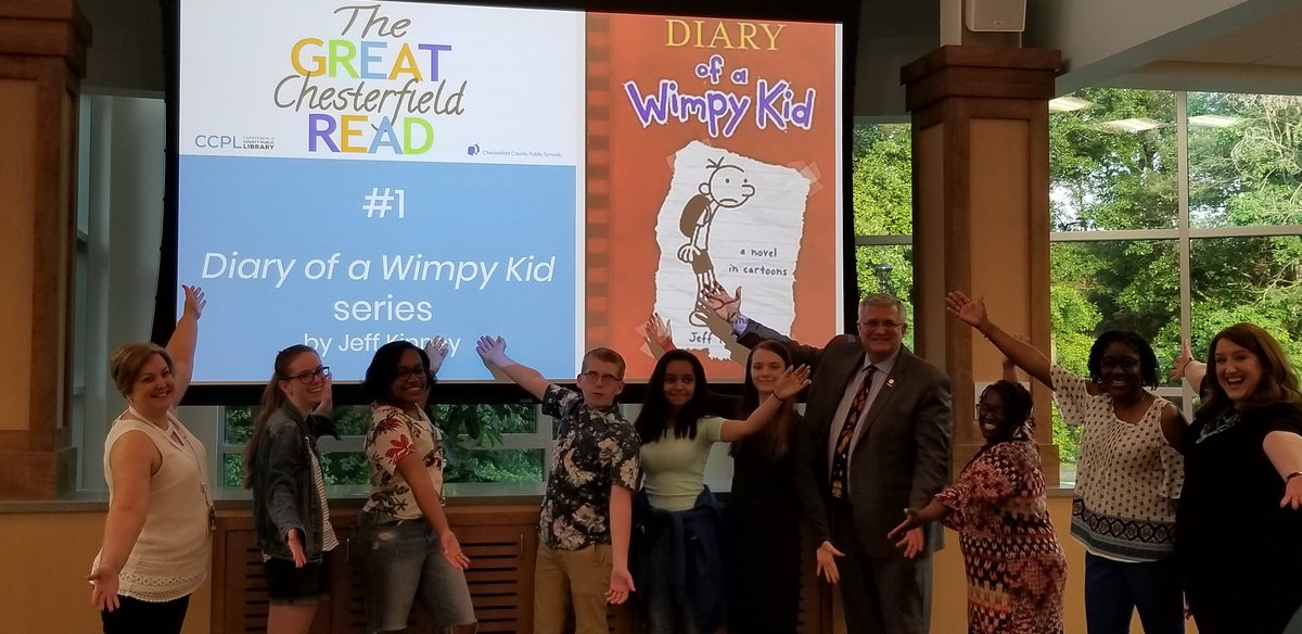 AChartters's tweet photo. The Great Chesterfield Read at Central Library was AWESOME! Enjoyed watching my student, Gavin, present! GREAT JOB!
#oneccps @AChartters @studentssmiling 
@MAMS_Library 
@mmswarriors https://t.co/lCRNdvrfgs