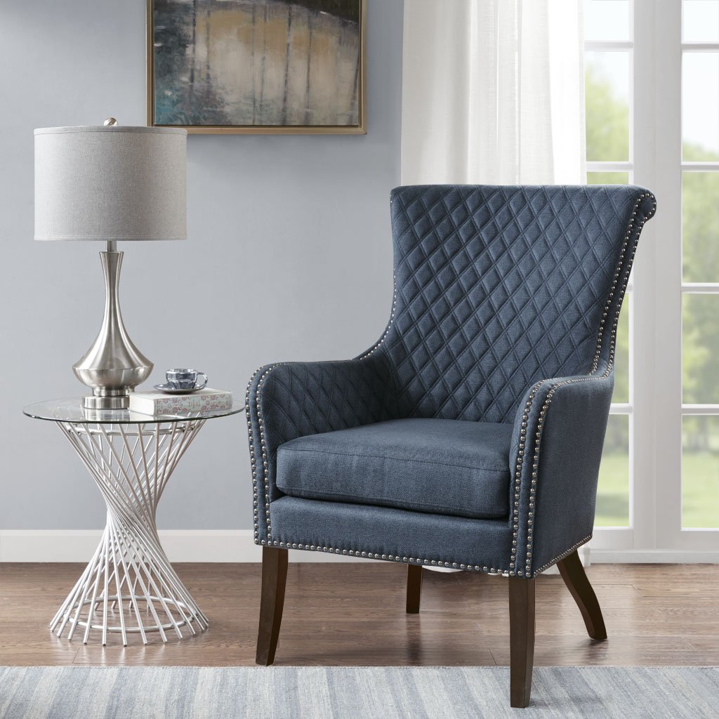 DesignerLiving's tweet image. Two words: Exceptionally luxurious. Quilted back and nail head trim adds a level of elegance—paired with Morocco finished legs, this stable chair is impressive in style and comfort!

See the details up close: bit.ly/2VaOemR