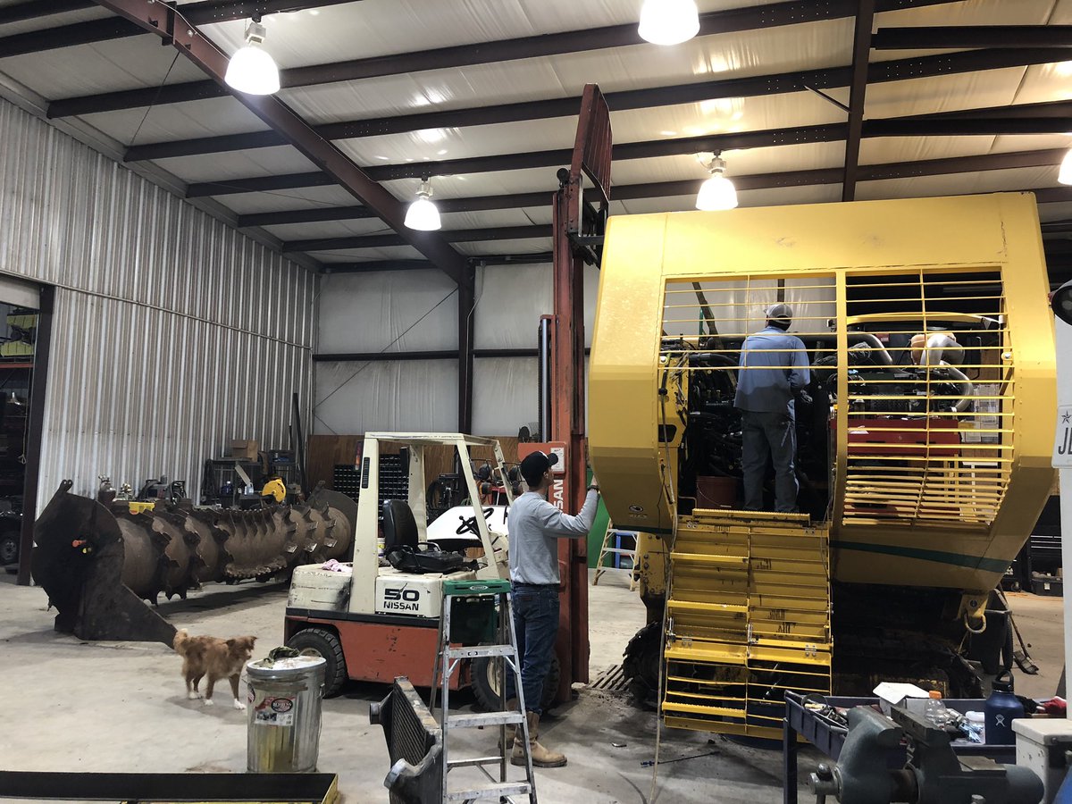 BGibsonttu's tweet photo. Major project today on the “shit turner” main hydraulic pump went out. #backhus #compost https://t.co/zS6bap7sXB