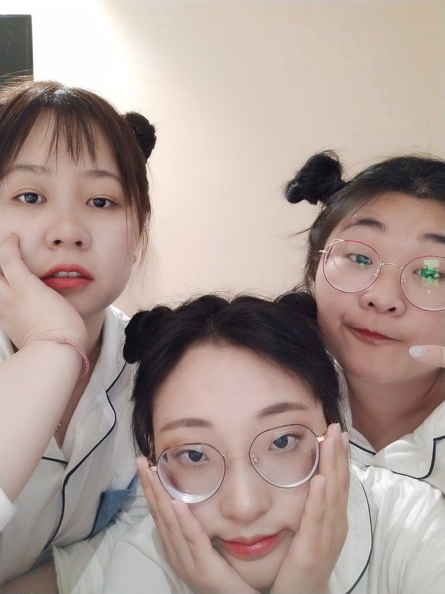 wwDef_zz's tweet photo. miss you guys so much😍 https://t.co/qwXJJxlaDV