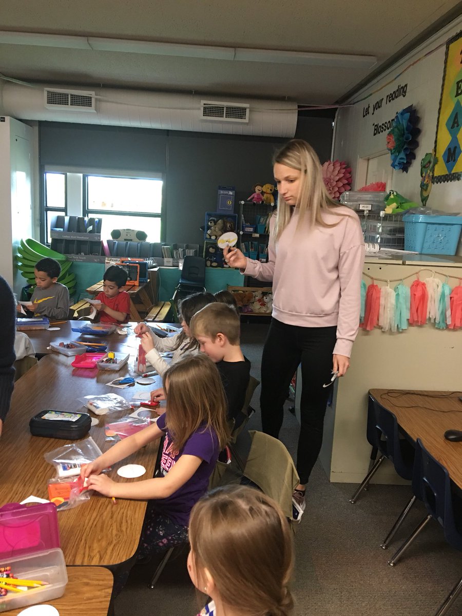 macfarh's tweet photo. Early Childhood interns making a difference! Thankful for our supervising teachers and the opportunities we are given! @WHS_Activities #ECE @PerryCreekES https://t.co/uM3ezQ8iYJ
