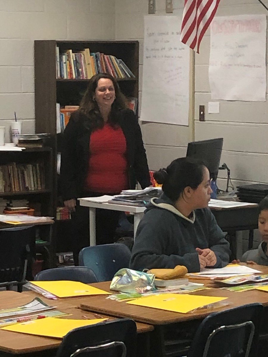 BES_Stars's tweet photo. Thank you for all you do, Ms. Denhardt! We love you! #ThankATeacher #TeacherAppreciationWeek2019 #BarrowBold #BeTheOneBES https://t.co/A0VYpUexpR