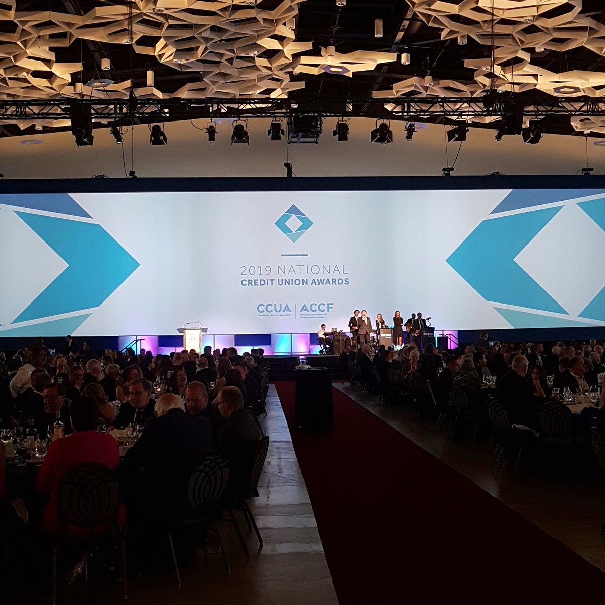 CCUA_ACCF's tweet image. Congratulations to all the 2019 National Credit Union Awards winners and nominees! What an exciting evening full of great #creditunion sector spirit. Thank you to everyone who came out in support, and we look forward to seeing you again next year! #IMPACT2019 #awards