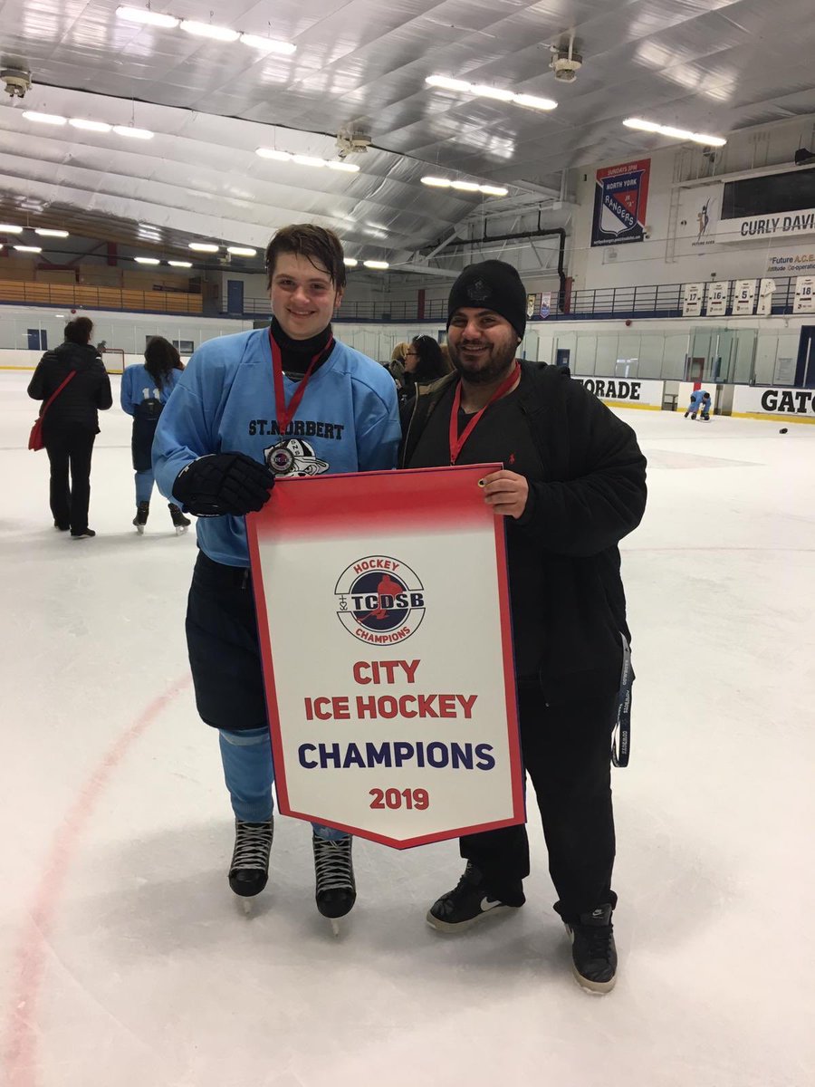 NorbertSchool's tweet photo. St. Norbert Bulldogs win TCDSB Hockey Championship 2019!  Congratulations team and coaches Dey and Mangano! https://t.co/VDEsEIYti2