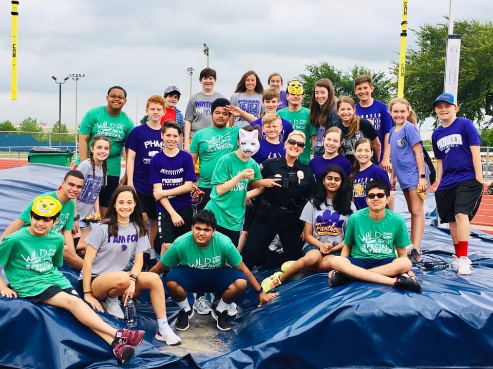 phms_panthers's tweet photo. A day in the sun, humidity, with 8 students and even more peer buddies doing Track and Field Special Olympic wears you out. Love my FA Posse #PHMS #FISDSPECIALOLYMPICS
#SpedTeachersRock #PioneerHeritage #phms8 #phms7 #phms6 #phmselectives 📷📷📷📷 Mrs. Simmons https://t.co/wq34r3J9p2