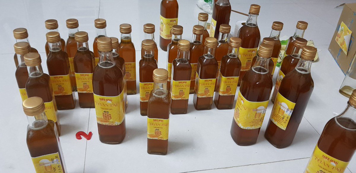 tranvantai85's tweet photo. Standard export honey https://t.co/PpJuODj6xx