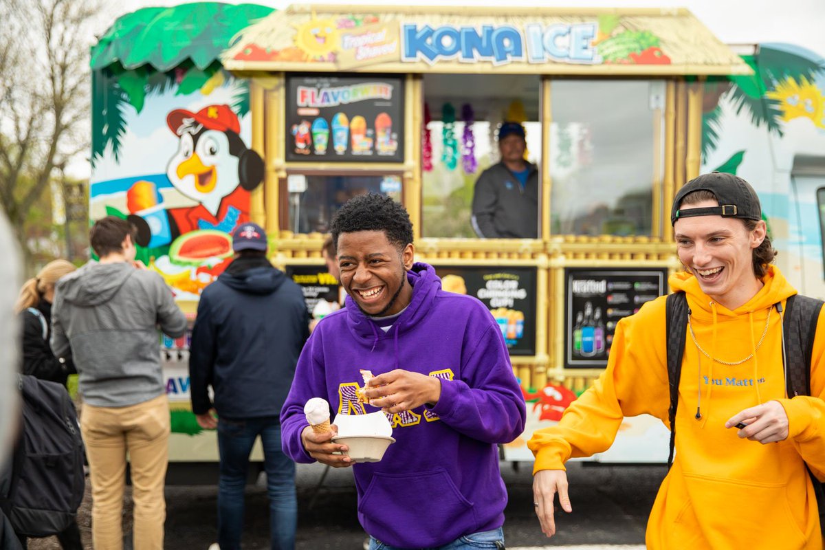 ValpoU's tweet image. ✌️Last day of classes.✌️