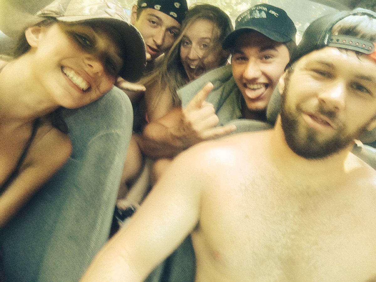 NurreJosh's tweet photo. There's a Hoedown in heaven, you better bring your dancing shoes. Lots of pretty women, lots of beer, and lots of booze. 
Miss my buddy... https://t.co/Ar3OhWNQ4Y